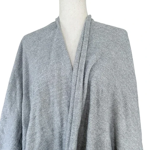 Barefoot Dreams #455 Women's Gray CozyChic Lite® Weekend Wrap Shawl Sweater - Picture 7 of 15